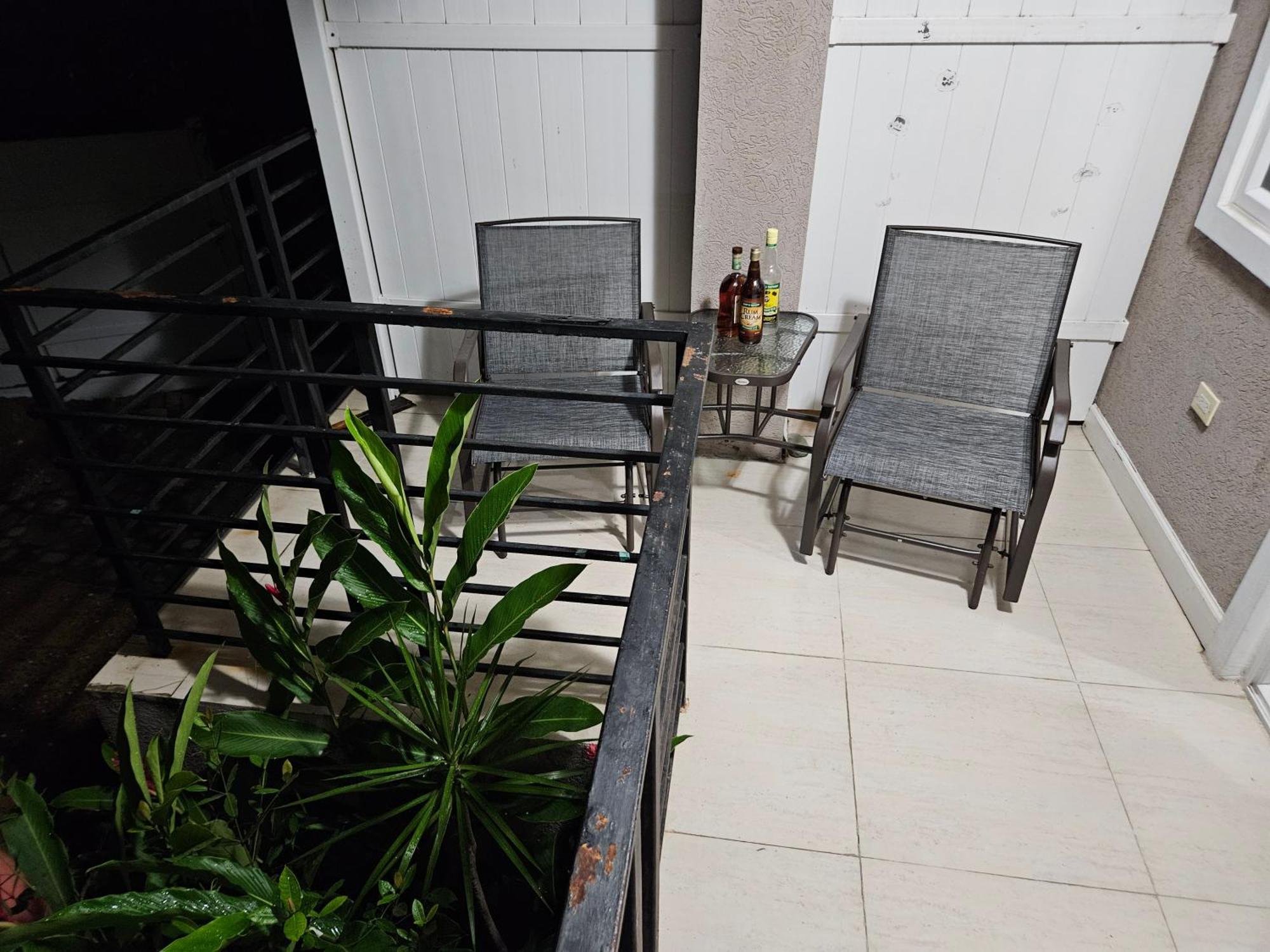 Ramzie'S Place Kingston Ngoại thất bức ảnh
